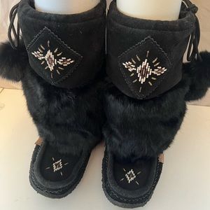 Laurentian Chief moccasin, Black, ladies size 10